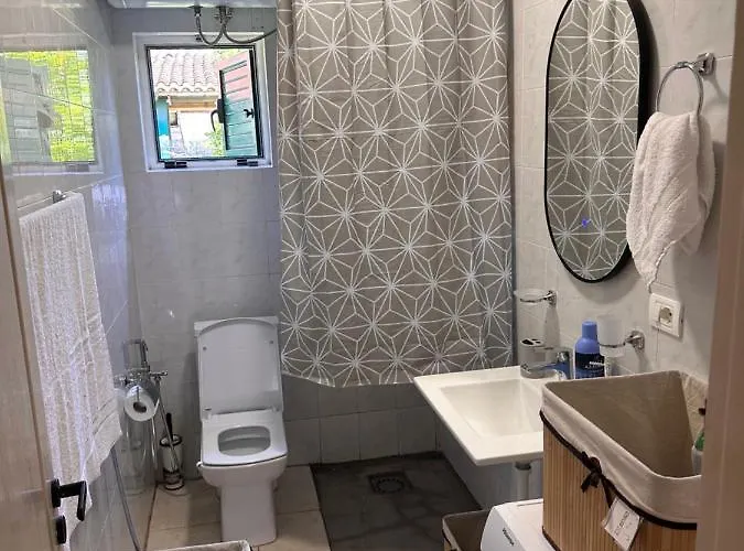 Relax Pine Golem (Tirana)